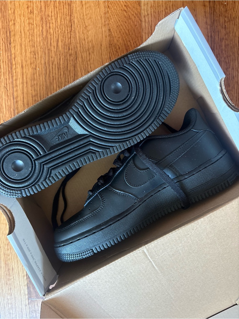 Nike Men’s Air Force 1 Low — Black